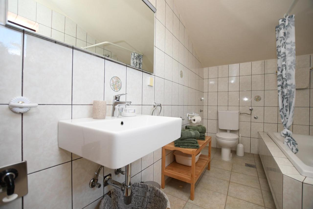Apartament Deak