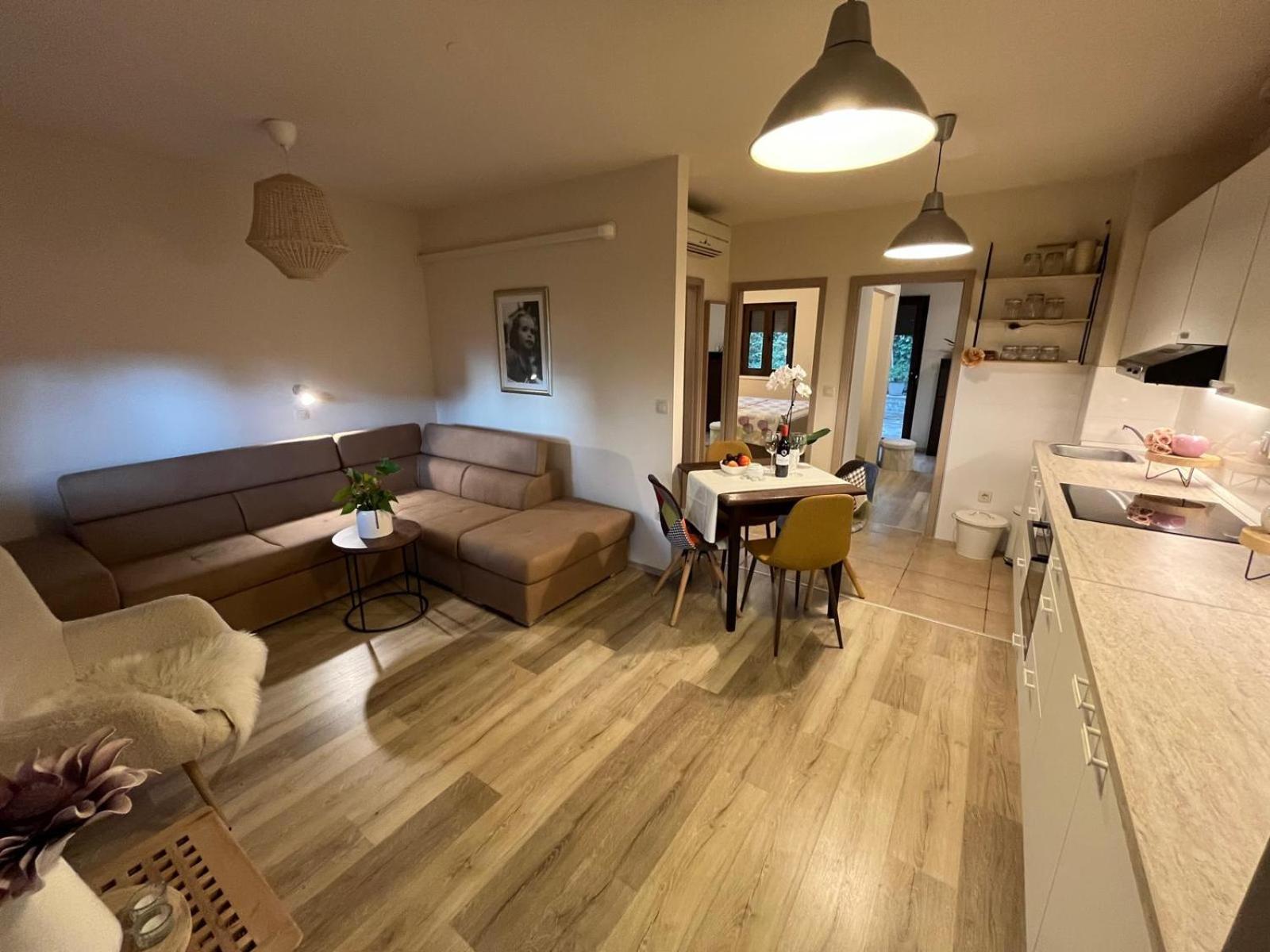 Deak Apartma